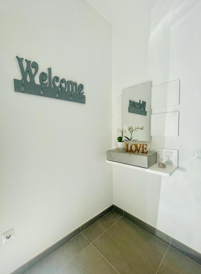 Apartamento Alhucemas Playa マラガ エクステリア 写真
