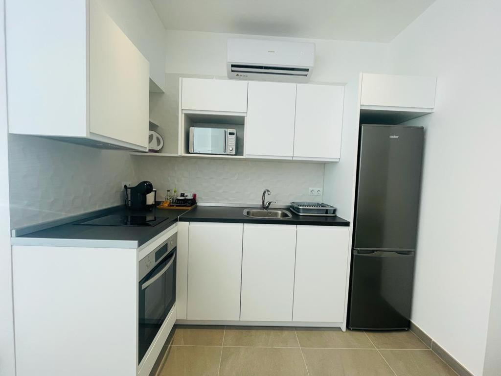 Apartamento Alhucemas Playa マラガ エクステリア 写真