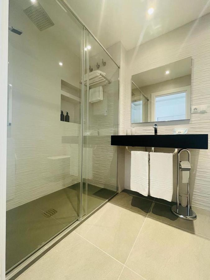 Apartamento Alhucemas Playa マラガ エクステリア 写真