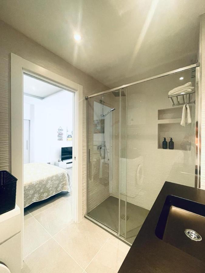 Apartamento Alhucemas Playa マラガ エクステリア 写真