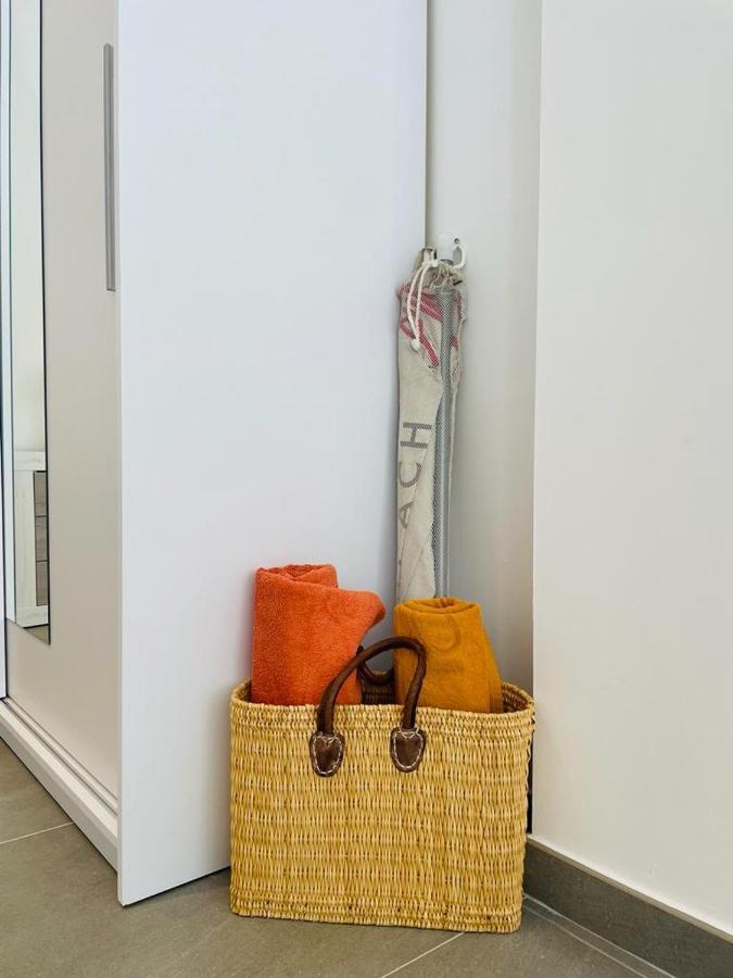 Apartamento Alhucemas Playa マラガ エクステリア 写真