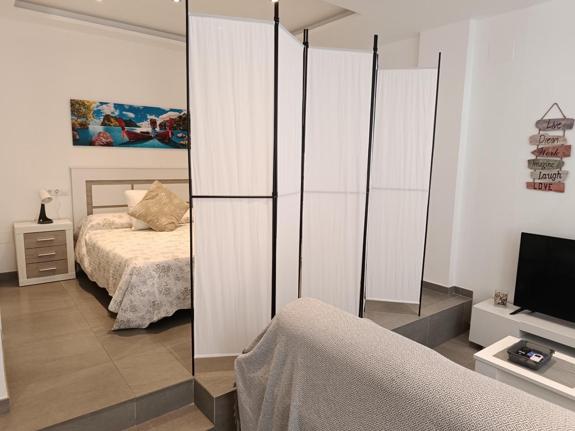 Apartamento Alhucemas Playa マラガ エクステリア 写真